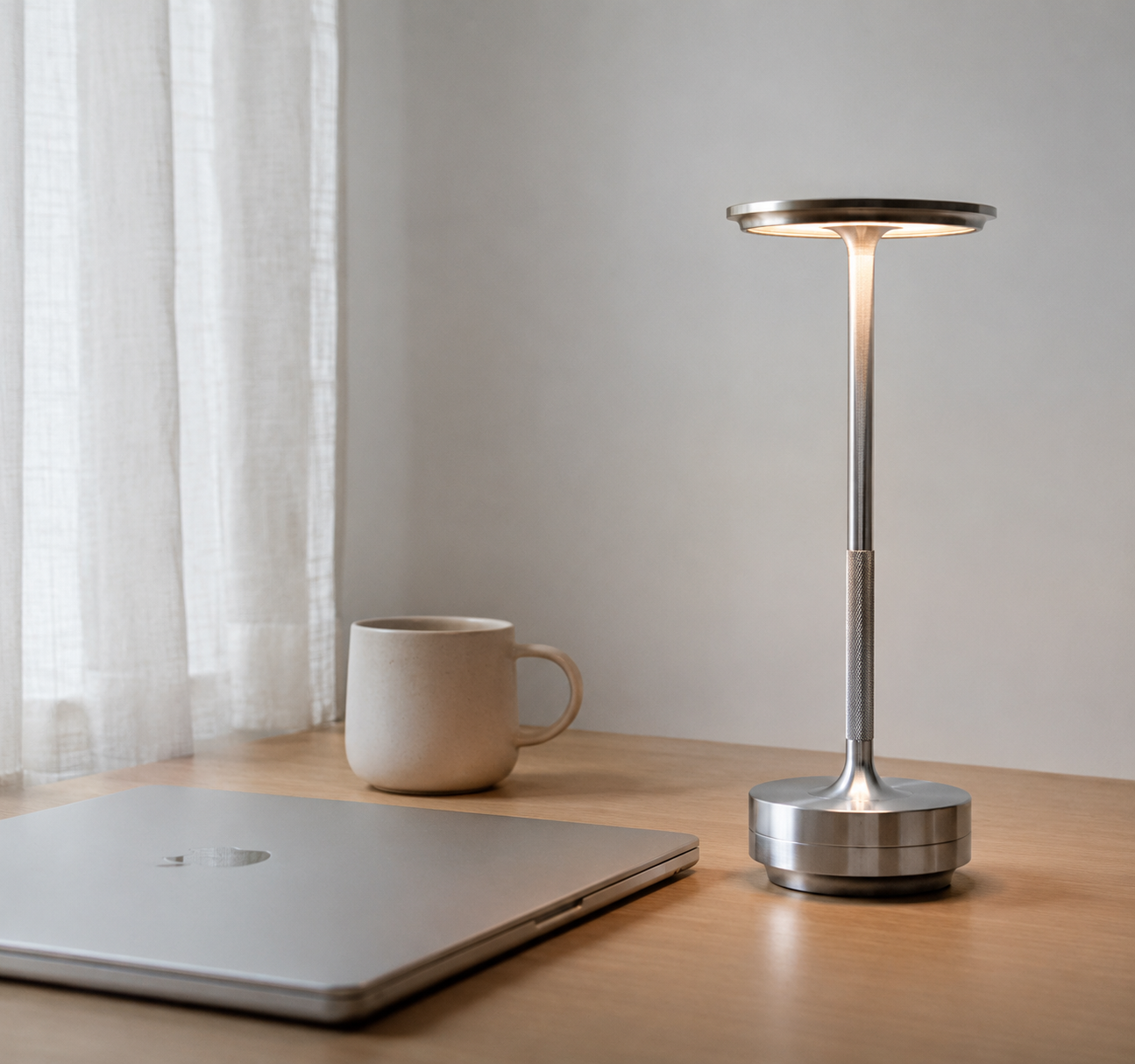 Lumēn Cordless Touch Lamp